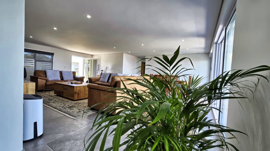 3 Bedroom Property for Sale in Dana Bay Western Cape